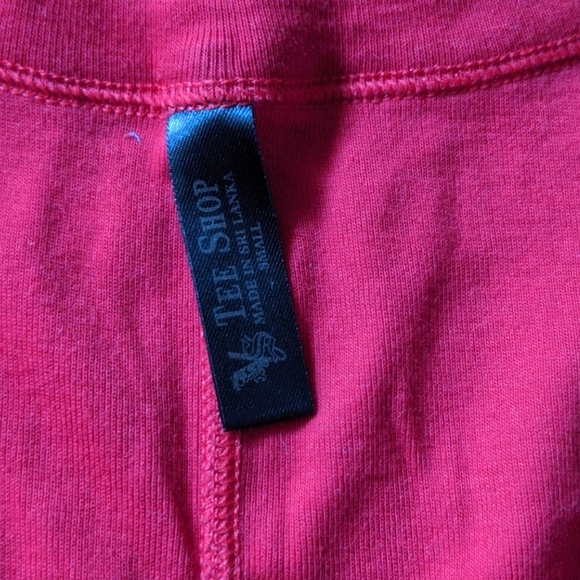 Red VS tank - Picture 3 of 3